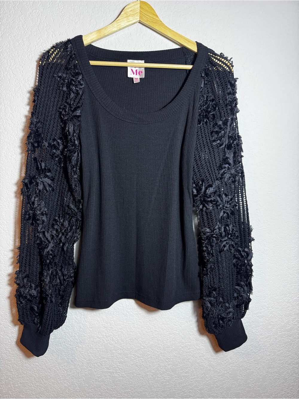 So Me Top Womens M Black Ribbed Crochet Mesh Sleeve Boho witchy whimsigoth